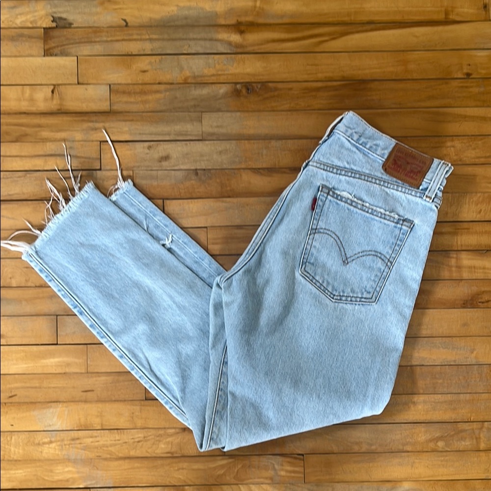 Levi's Classic Light Blue Jeans